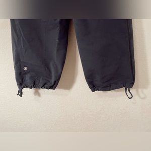 Lululemon adjustable capris